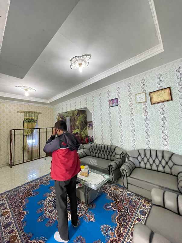 rumah second di lokasi strategis