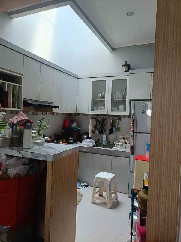 rumah siap huni di metland menteng jakarta timur