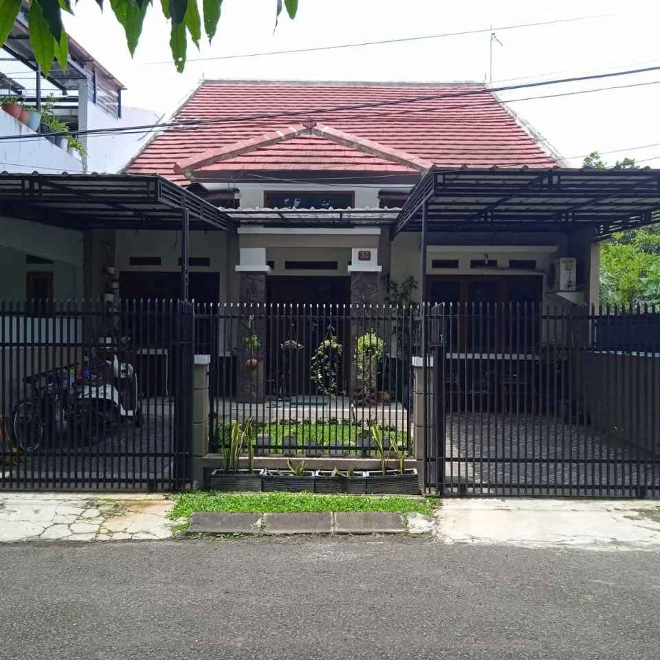 rumah siap huni di pinus regency soetta bandung