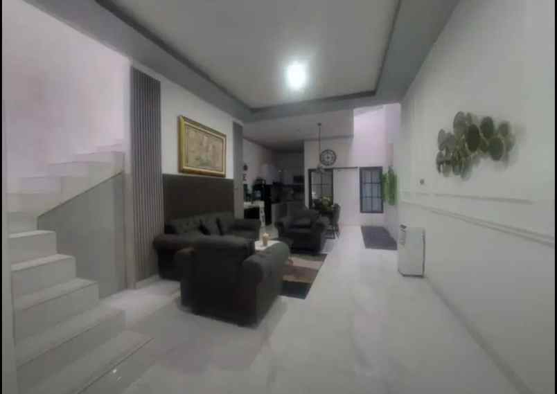 rumah siap huni full furnished di graha raya