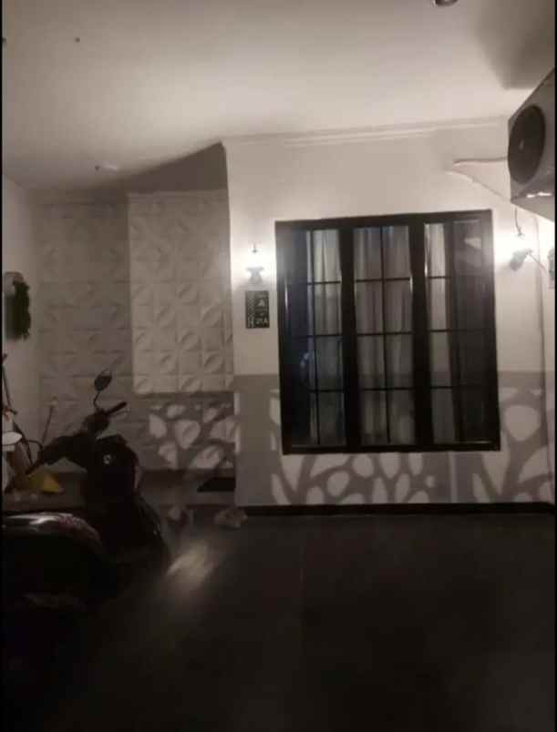 rumah siap huni full furnished di graha raya