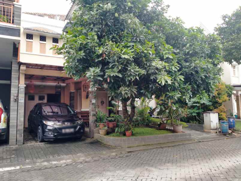 rumah siap huni kluster favorit rafles hills