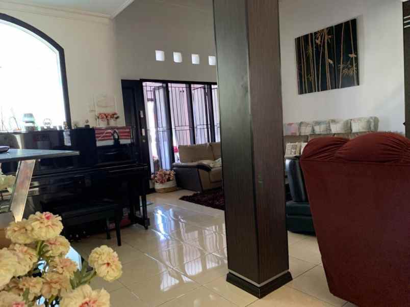 rumah siap huni semi furnished di sulfat