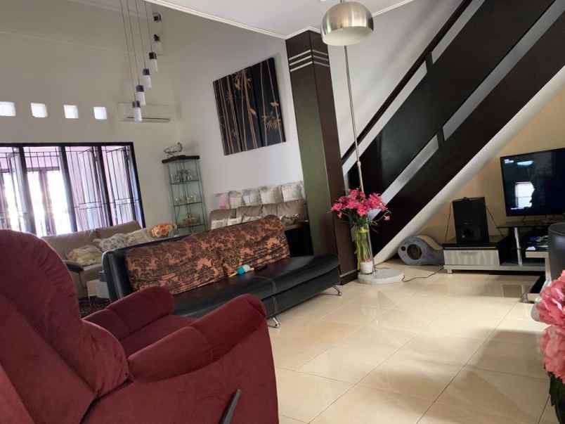 rumah siap huni semi furnished di sulfat