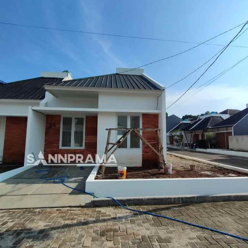 rumah siap huni tanah luas di limo depok