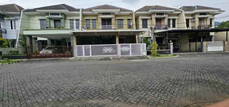 rumah siap huni terawat di pondok chandra indah