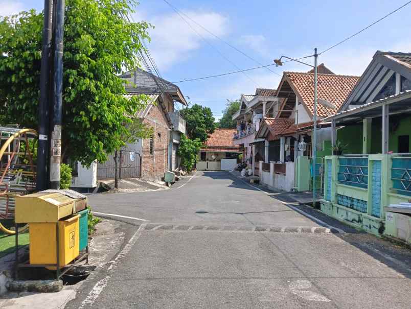 rumah tengah kota jalan lamper tengah semarang