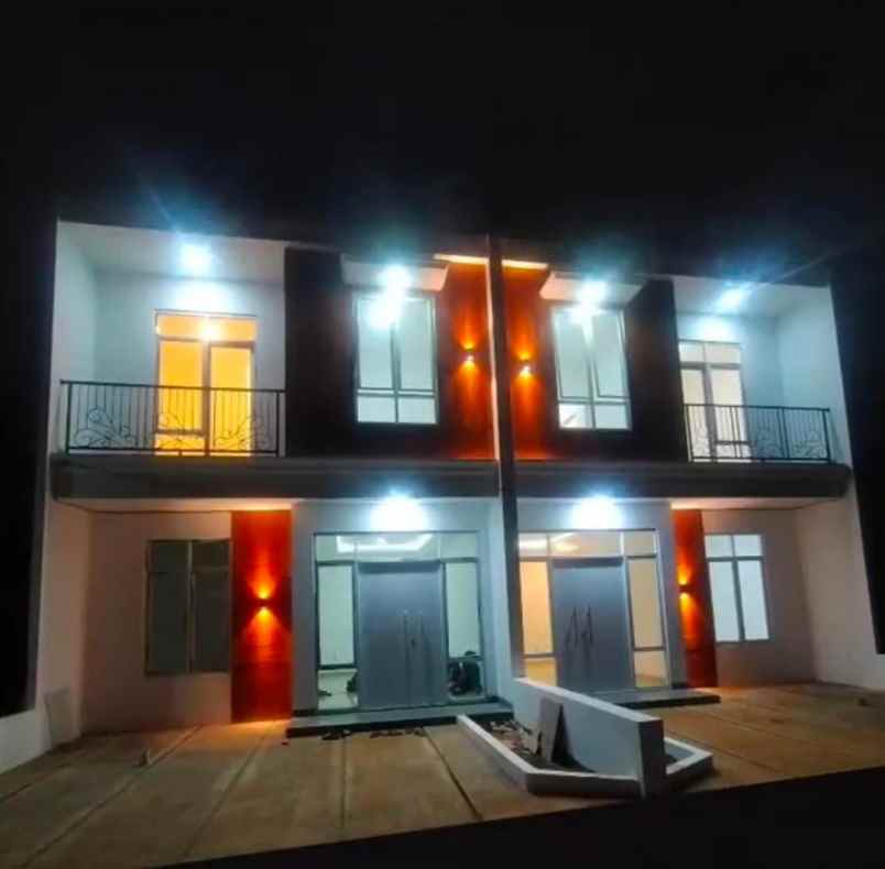 rumah termurah 2 lantai di serpong