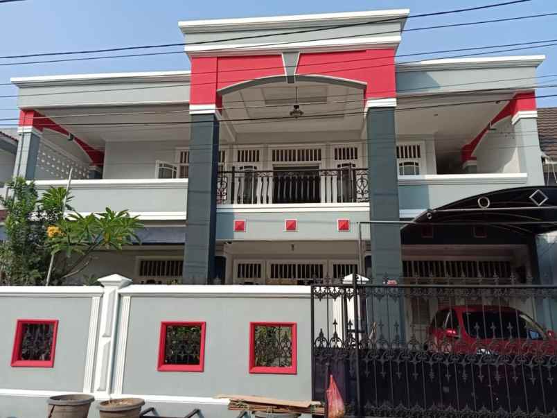 rumah tinggal 2 lantai dijakarta barat