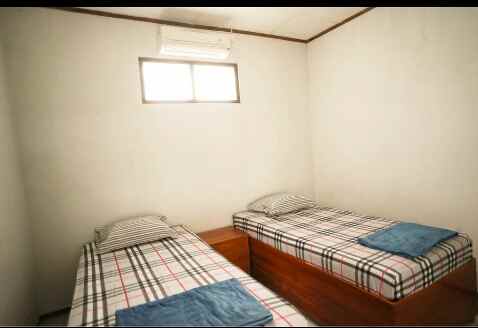 rumah unduk dan kost di sonosewu dekat kampus upy