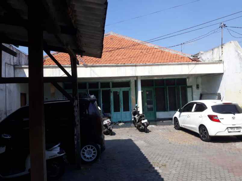 rumah usaha daerah petemon surabaya