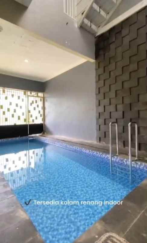 rumah villa di kusuma pinus plus kolam renang