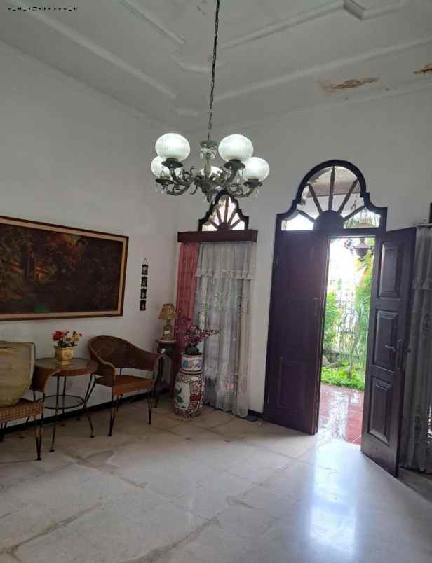 rumah wisma permai tengah strategis