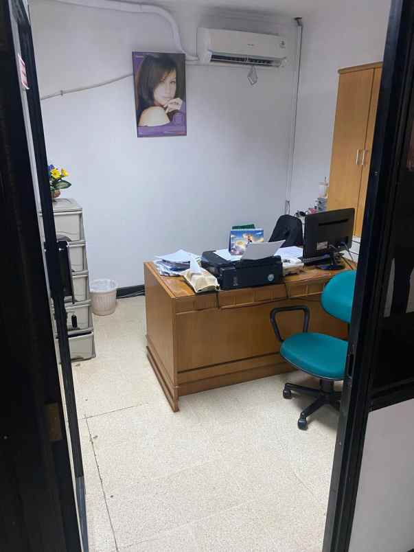 sewa office space di cikini menteng jakarta pusat