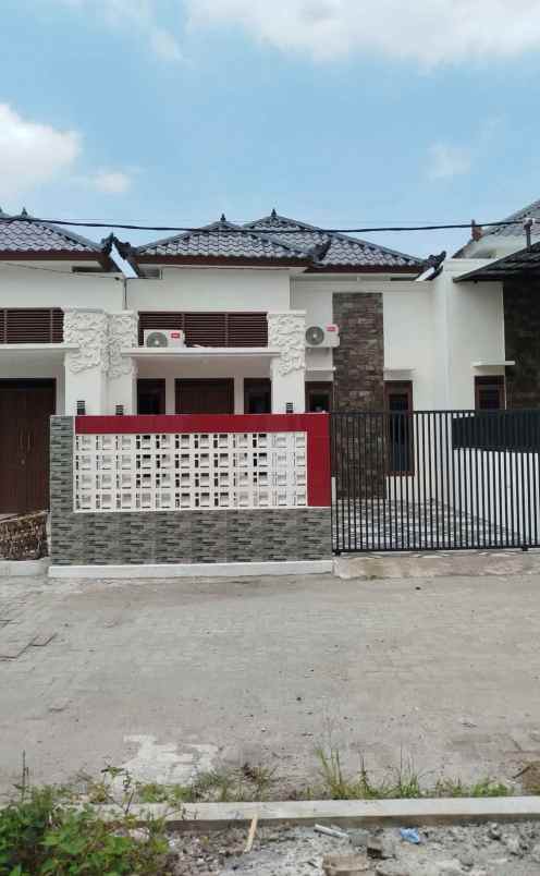 siap huni daerah stadion teladan medan sm raja