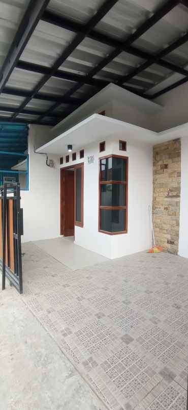 sisa 1 unit ready siap huni terlaris di depok