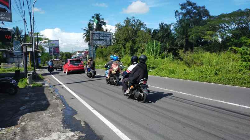 tanah jl kaliurang sangat strategis