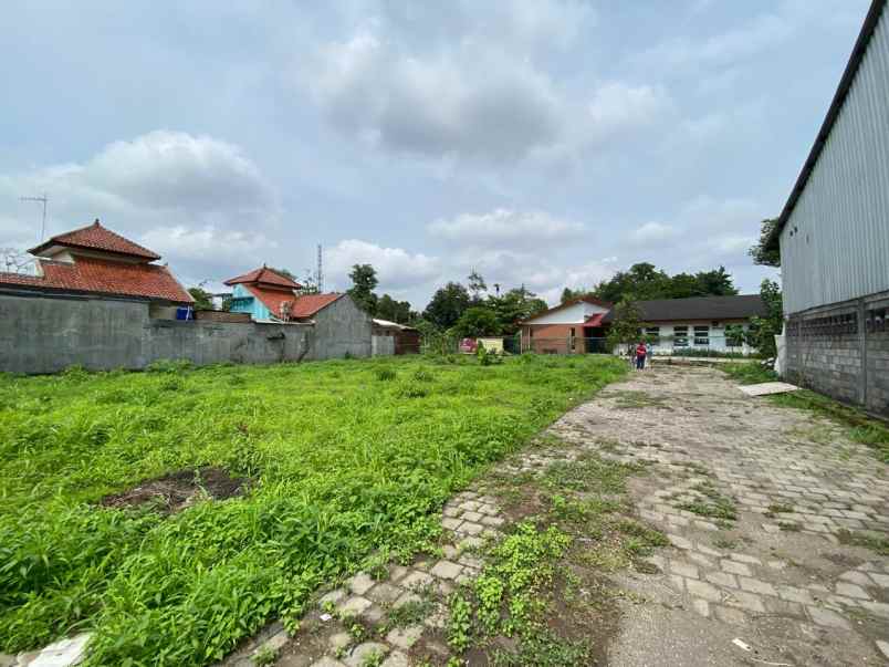 tanah monjali dijual dekat sekolah yis palagan