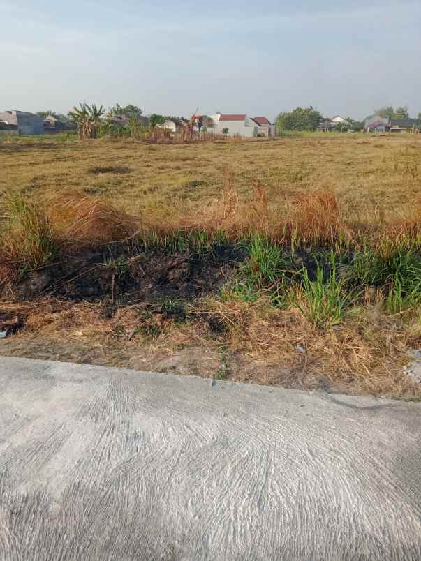 tanah pekarangan dekat bandara asrama haji solo