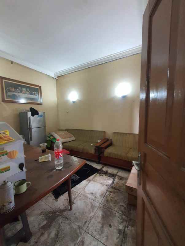 tempat usaha ruko strategis di pondok indah mall plaza