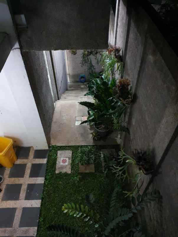 832 rumah modern 4lt di cikutra dago bandung utara