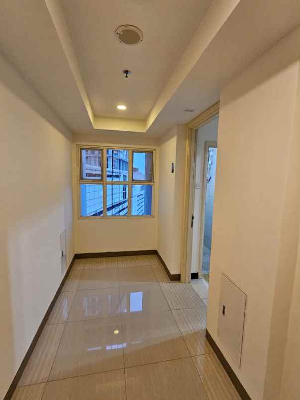 apartemen amor lantai 6 pakuwon city fully furnished