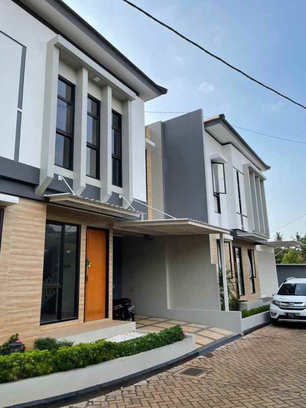 brand new cluster tropical modern di larangan