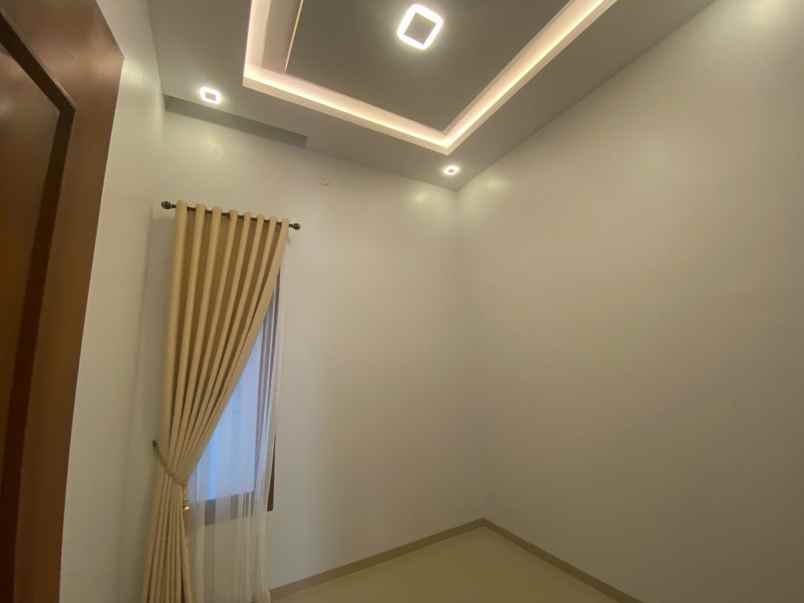 cari rumah mewah di kota pekanbaru