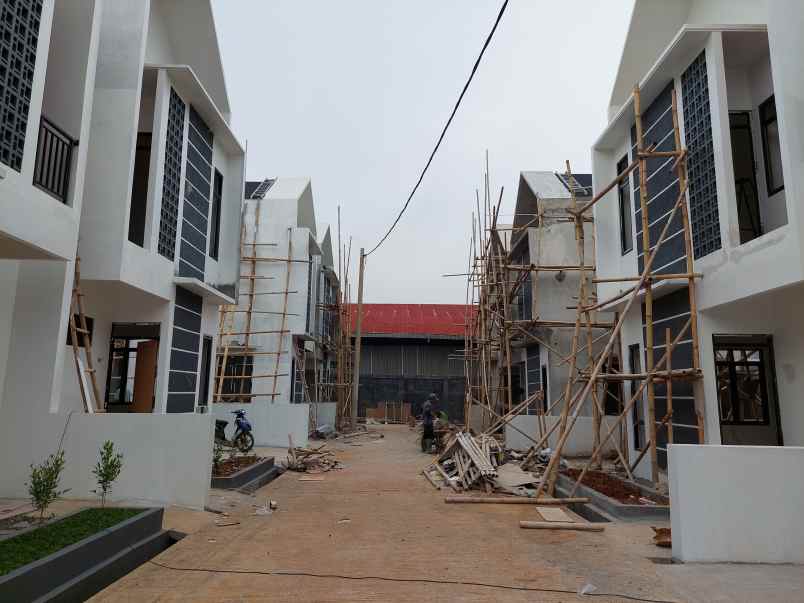 cluster skandinavian ready stok di sawangan depok