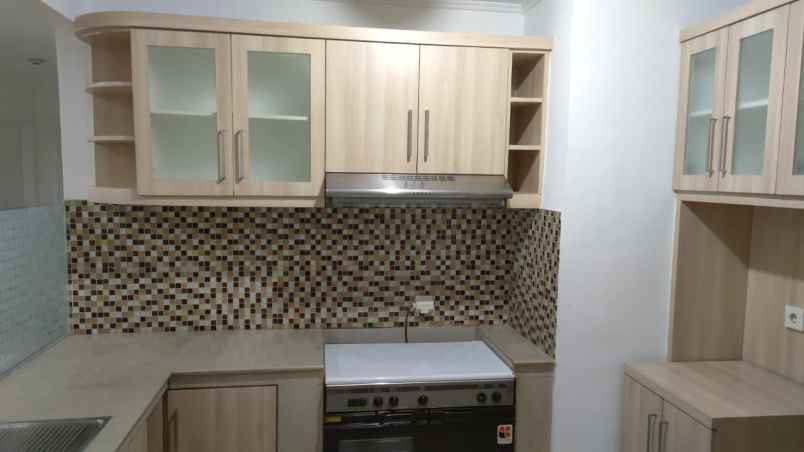 dijual apartemen apt paladian park kelapa