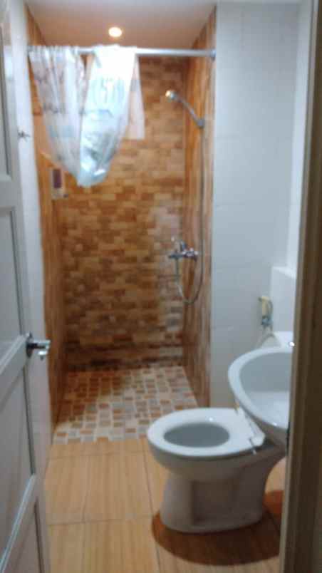 dijual apartemen cosmopolis