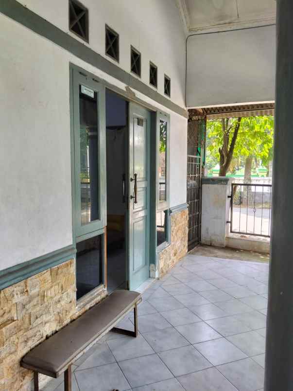 dijual cepat perum jatijajar tapos depok jawa barat