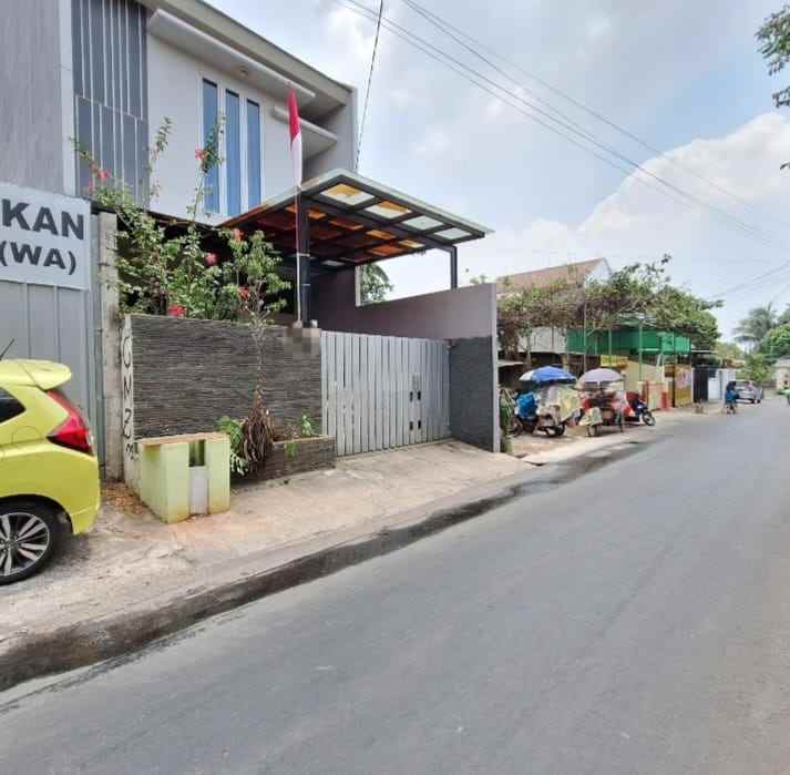 dijual cepat rumah luas nyaman dan strategis