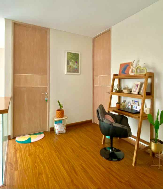 dijual cepat townhouse jagakarsa jakarta selatan