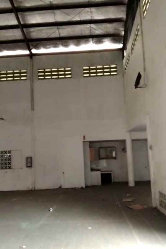 dijual gudang 750 m2 kota bekasi