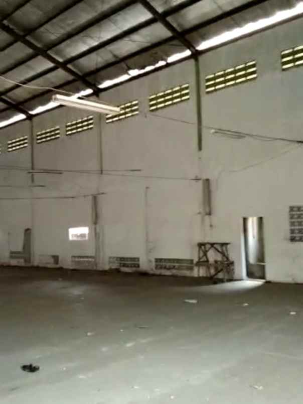 dijual gudang 750 m2 kota bekasi