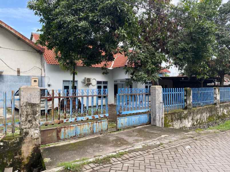 dijual gudang dekat raya besar lokasi pandaan pasuruan