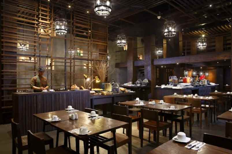 dijual hotel sunset road