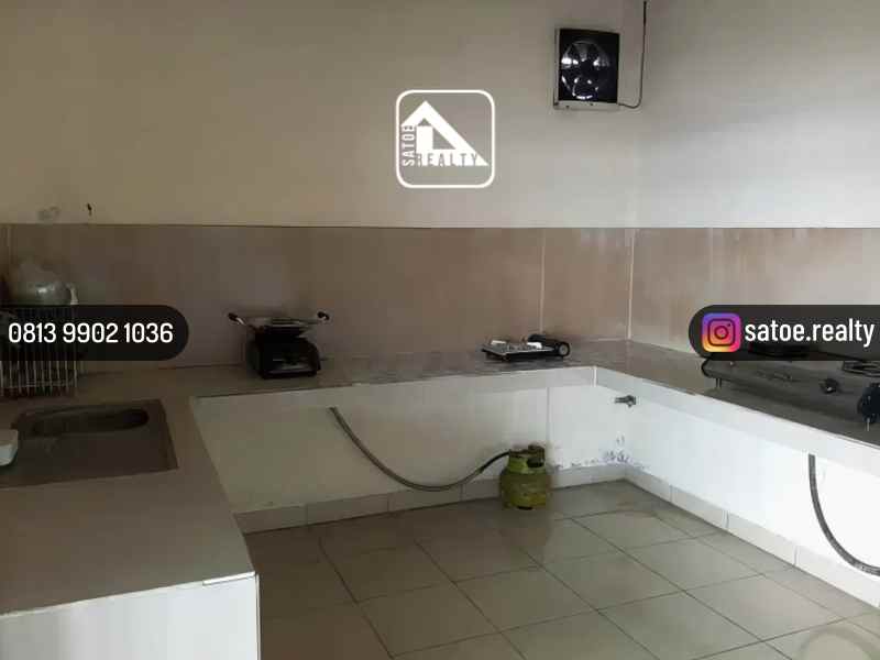 dijual kost jl anggrek cendrawasih