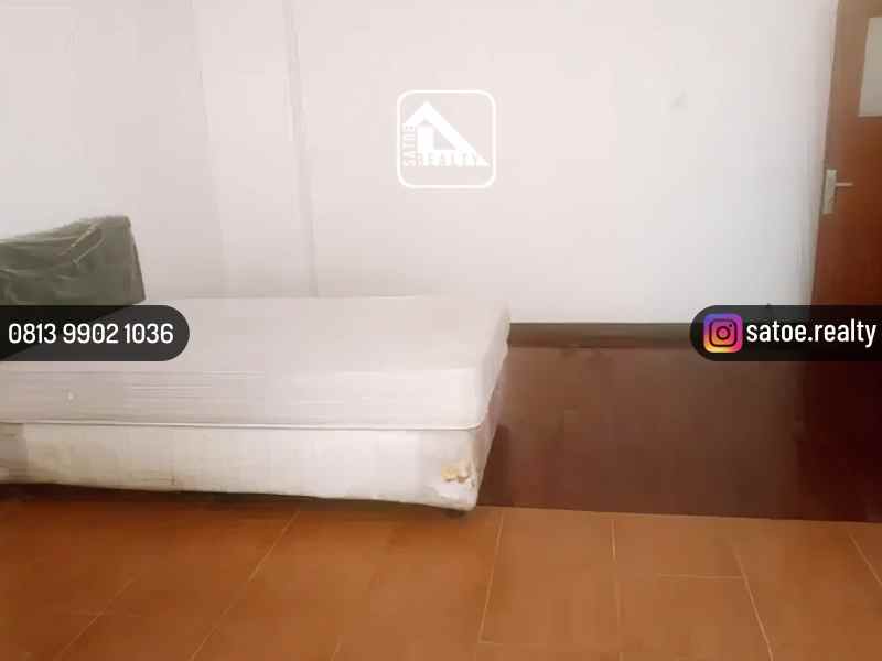 dijual kost jl anggrek cendrawasih