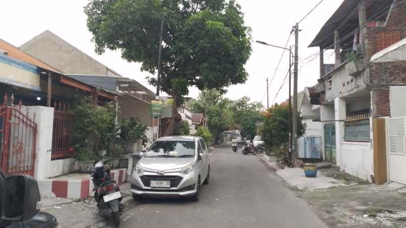 dijual kost ngagel dadi surabaya