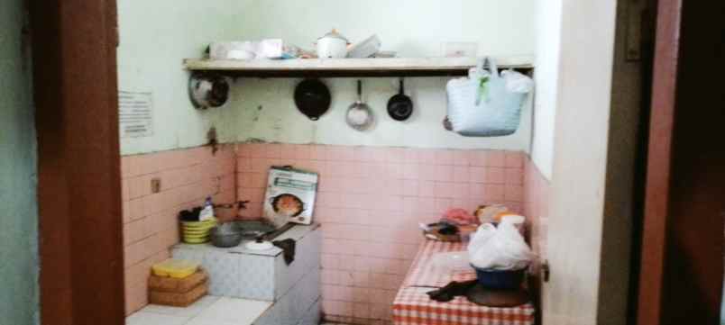 dijual kost ngagel dadi surabaya