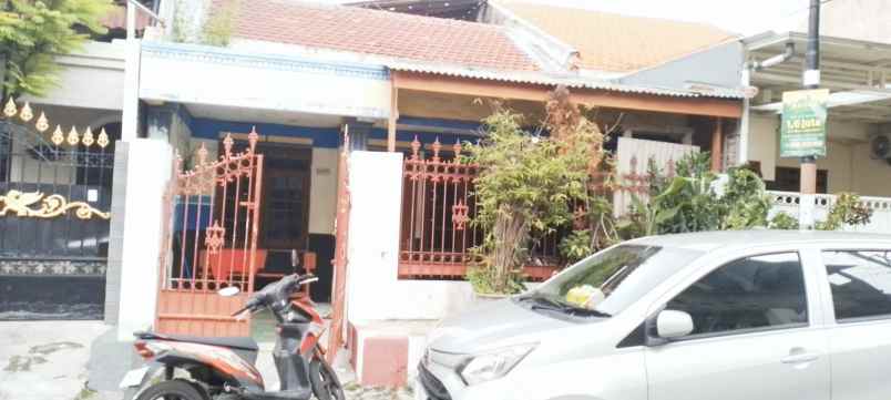 dijual kost ngagel dadi surabaya