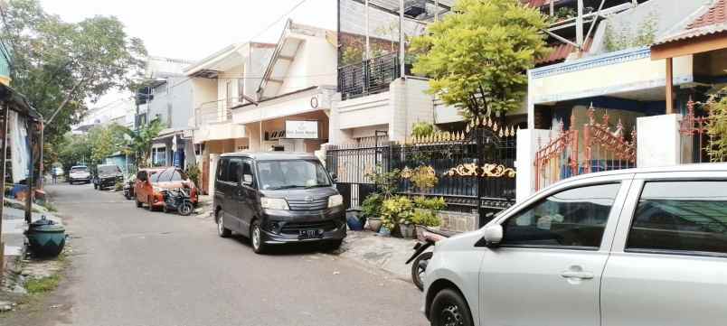 dijual kost ngagel dadi surabaya