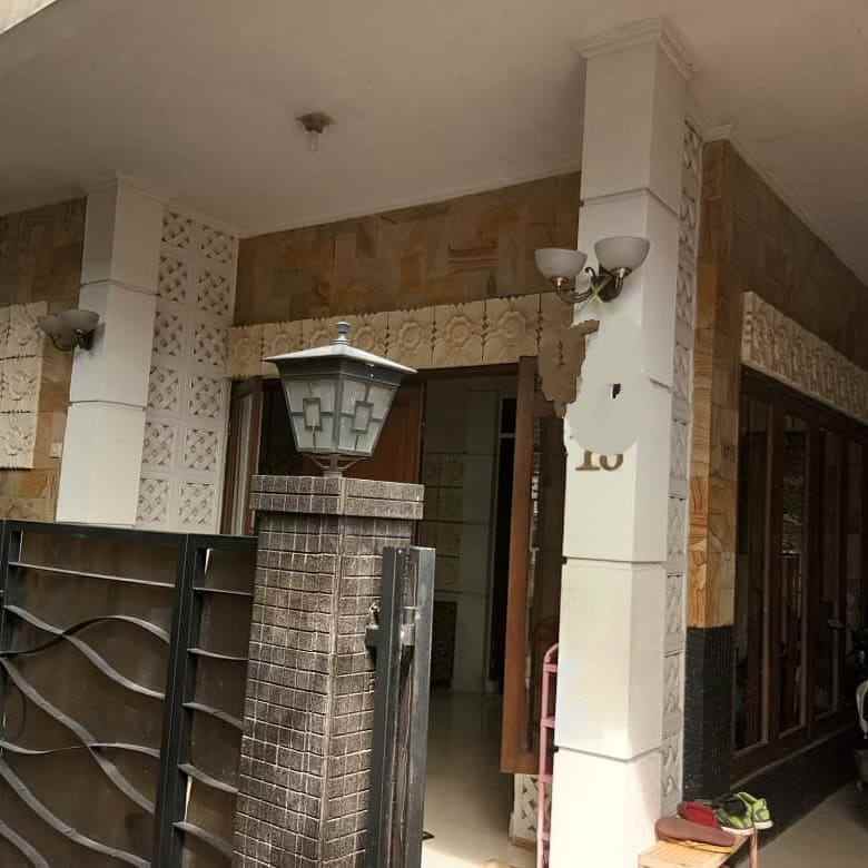 dijual kost pondok indah