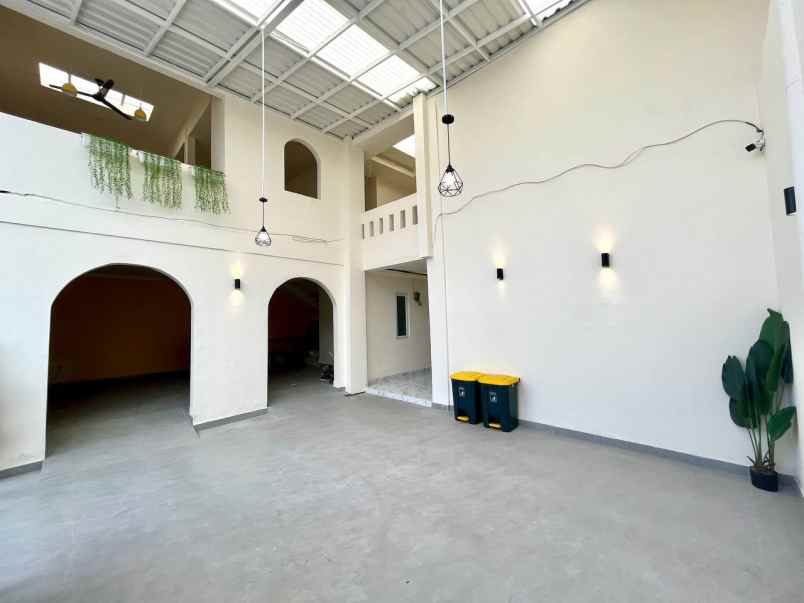 dijual kost telukjambe timur