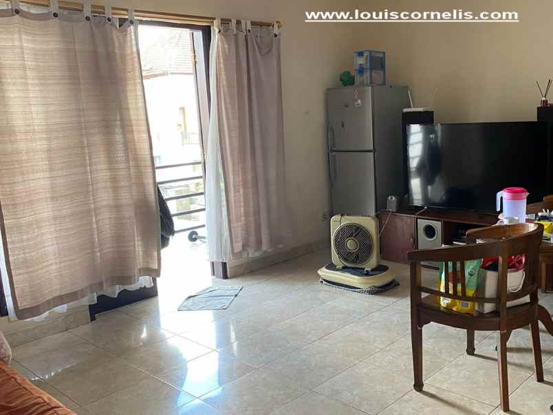 dijual murah rumah kantor 2 lantai di gatsu denpasar