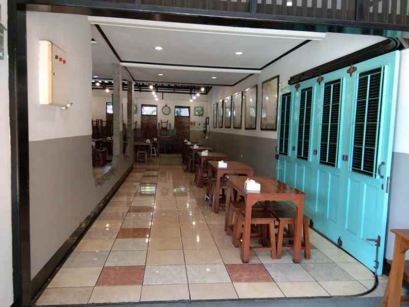 dijual restoran di turangga bandung pusat