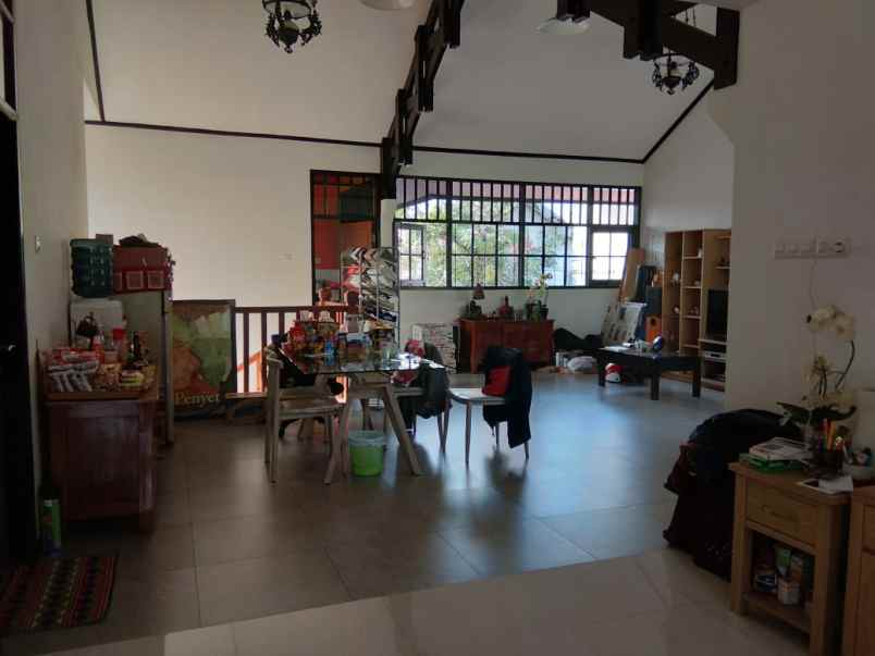 dijual restoran di turangga bandung pusat