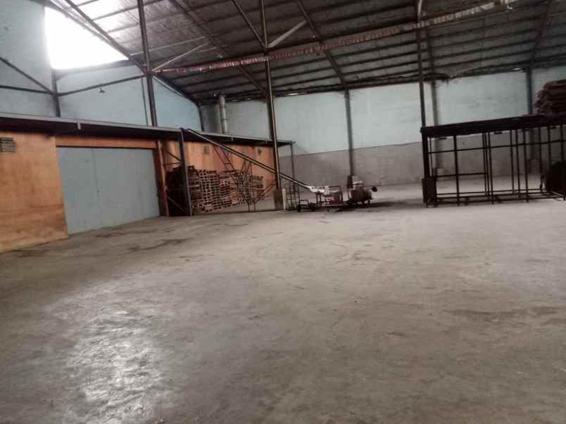 dijual ruko gudang kantor cibolerang